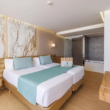 Torre Del Mar - Ibiza Hotel